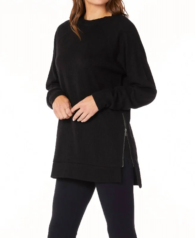 Zip Side Tunic Top In Black